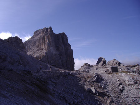  -> Tomaselli Klettersteig - Sdliche Fanesspitze 2980m   (I)